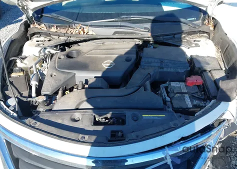 2015 Nissan Altima 2.5 S from USA, damaged, VIN 1N4AL3AP4FN871185